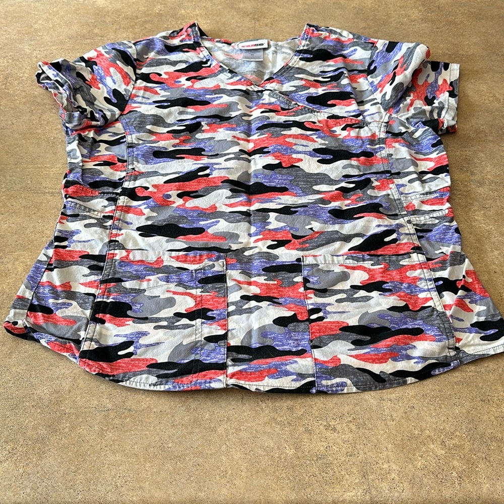 Women’s scrubstar, scrub top size medium